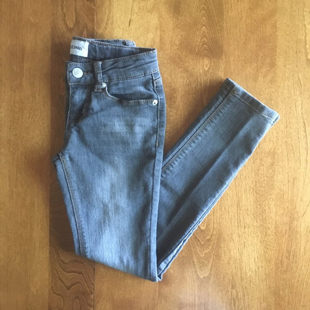 Hudson gray skinny jeans 8